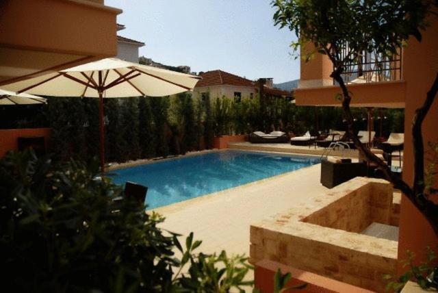 Korina Gallery Hotel Вати Екстериор снимка