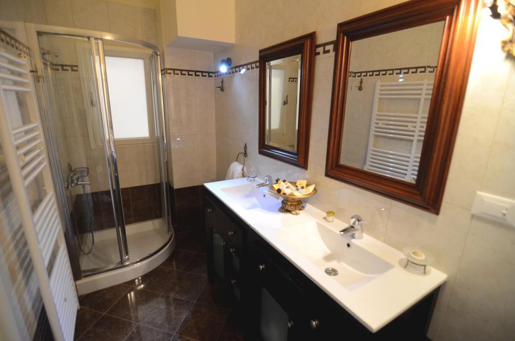 Korina Gallery Hotel Вати Екстериор снимка