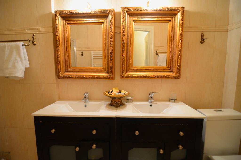 Korina Gallery Hotel Вати Екстериор снимка